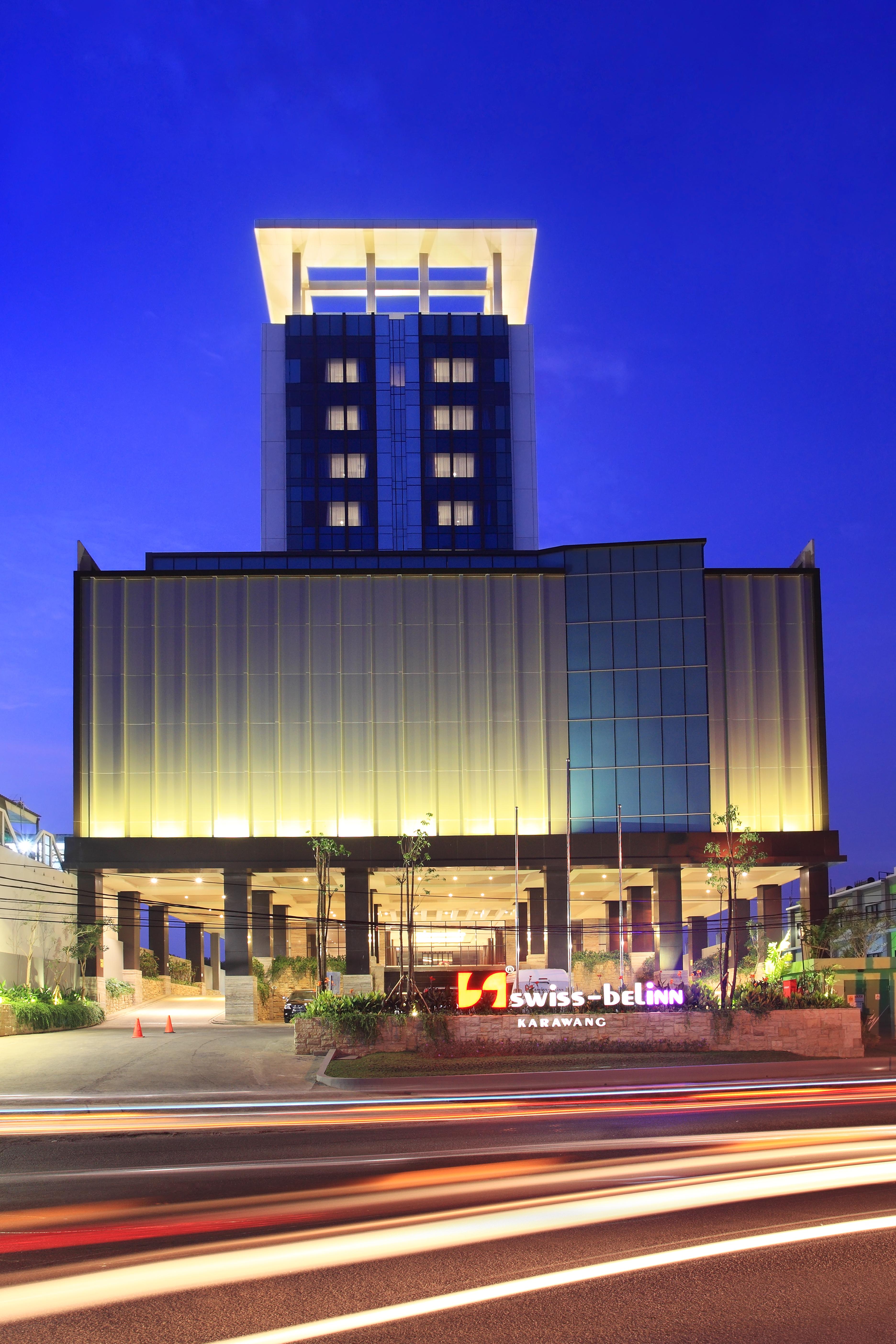 Swiss-Belinn Karawang Ngoại thất bức ảnh