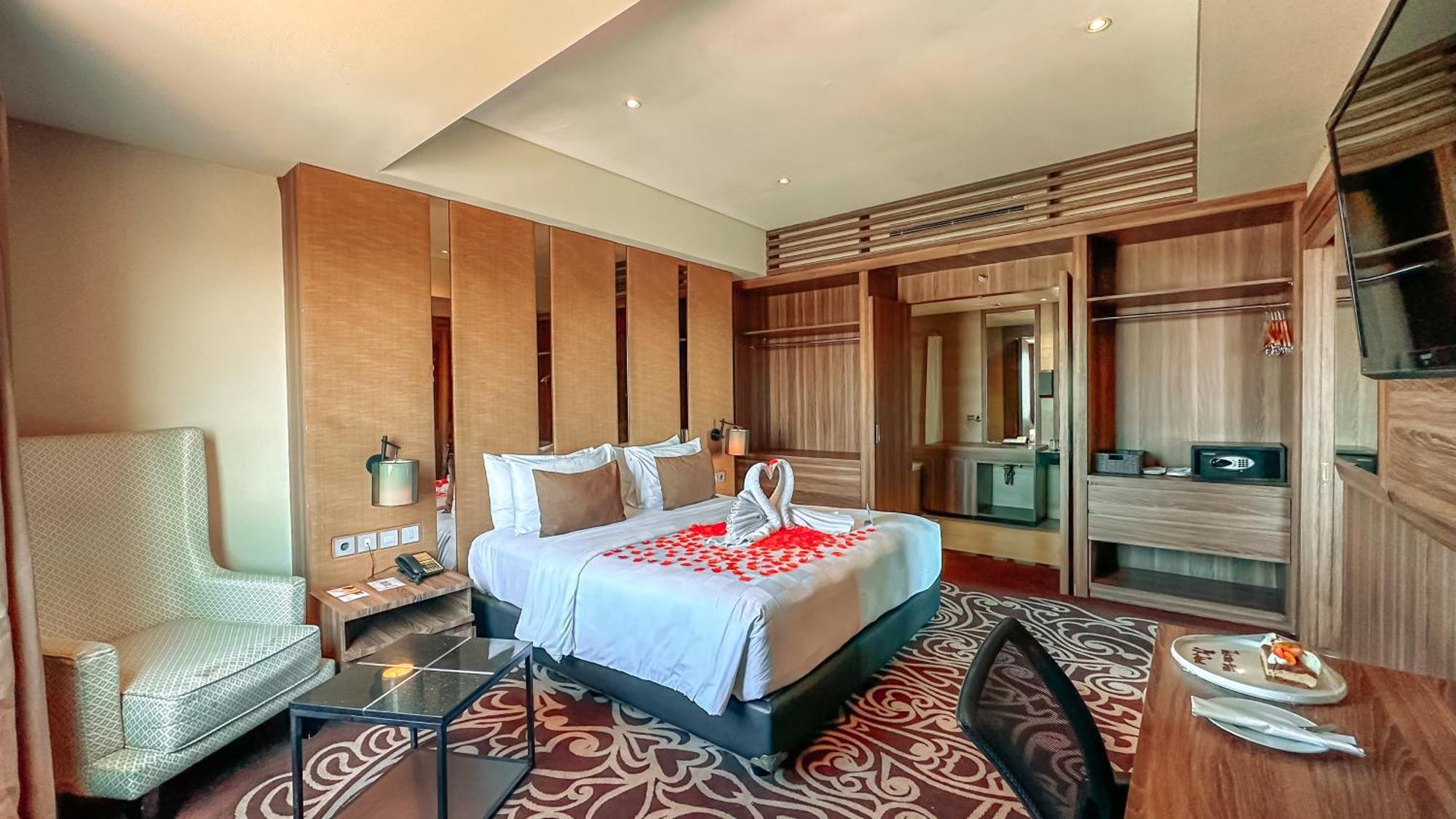Swiss-Belinn Karawang Ngoại thất bức ảnh