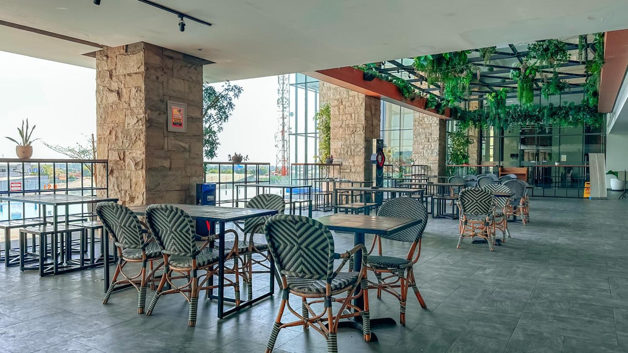 Swiss-Belinn Karawang Ngoại thất bức ảnh